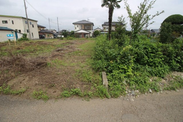 栃木市川原田町の外観|敷地の東側隣地との境界です