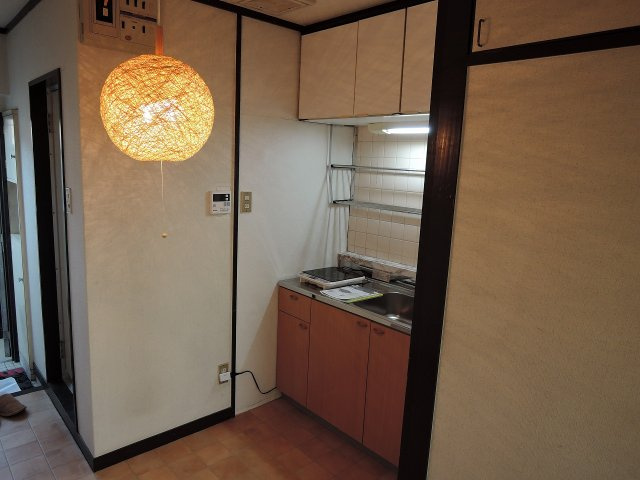 レジデンス連歌屋