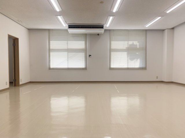 H様財部テナントの内装