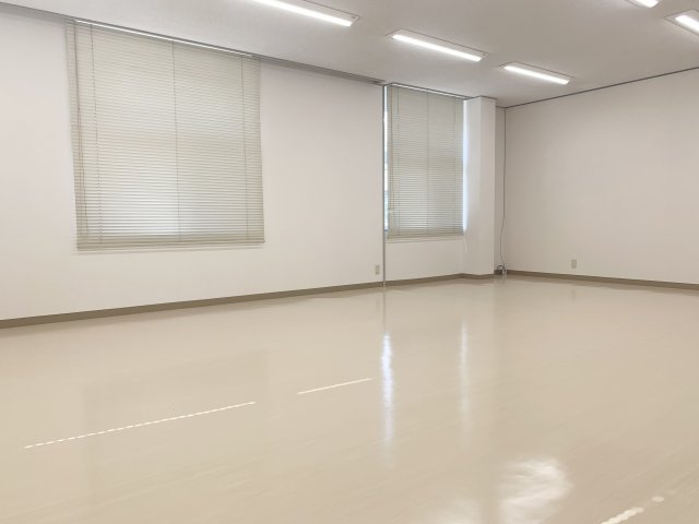 H様財部テナントの内装