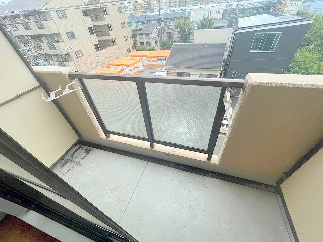 リアライズ西淡路のバルコニー