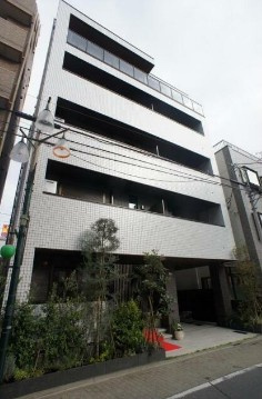【外観】 | Ａｒａｉｚ　ＡＰＡＲＴＭＥＮＴ | 綺麗な外観。