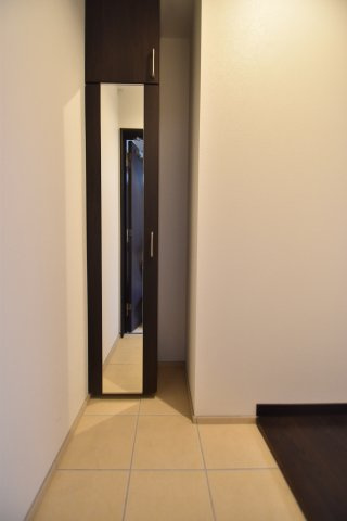 大阪市城東区新喜多２丁目のアパートの玄関