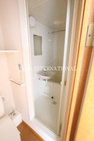 レオパレスさくらブリッサの浴室