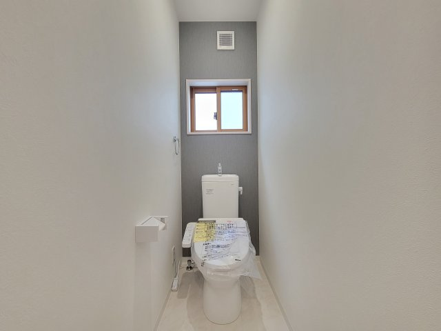 西浜3丁目Ⅳ・新築戸建のトイレ