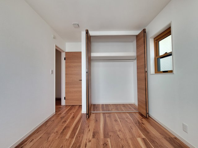 西浜3丁目Ⅳ・新築戸建の洋室