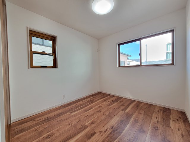 西浜3丁目Ⅳ・新築戸建の洋室