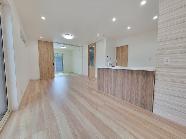 西浜3丁目Ⅳ・新築戸建の居間・リビング