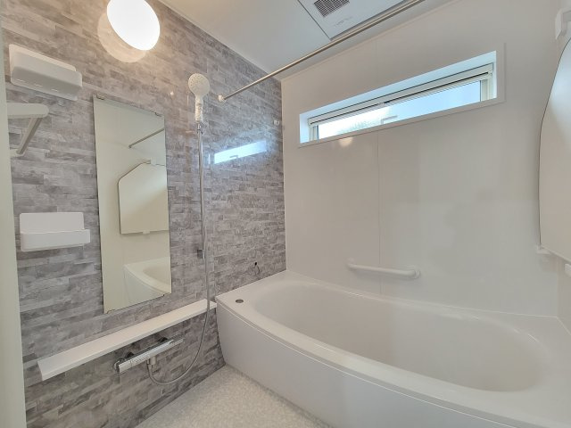 西浜3丁目Ⅳ・新築戸建の浴室