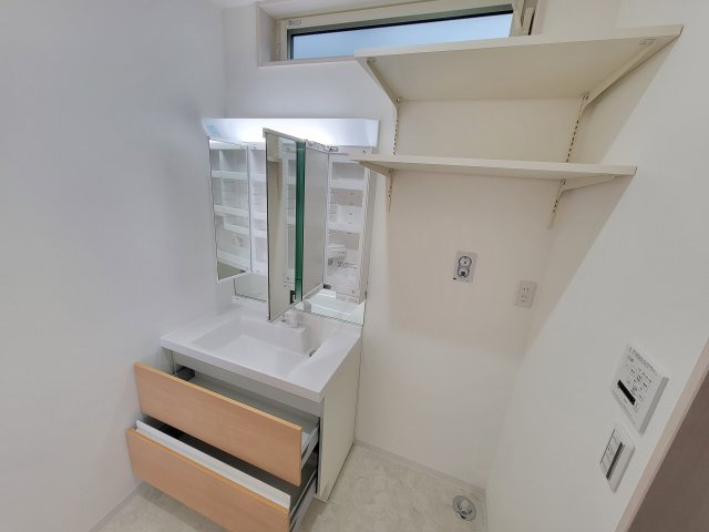 西浜3丁目Ⅳ・新築戸建の洗面所