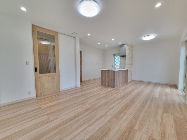 西浜3丁目Ⅳ・新築戸建の居間・リビング