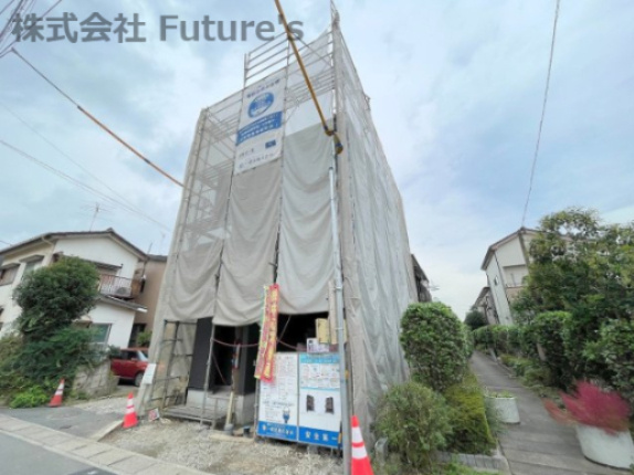 吉川市栄町　新築戸建　全1棟の外観|「吉川」駅バス5分、『平沼郵便局前』停歩2分！