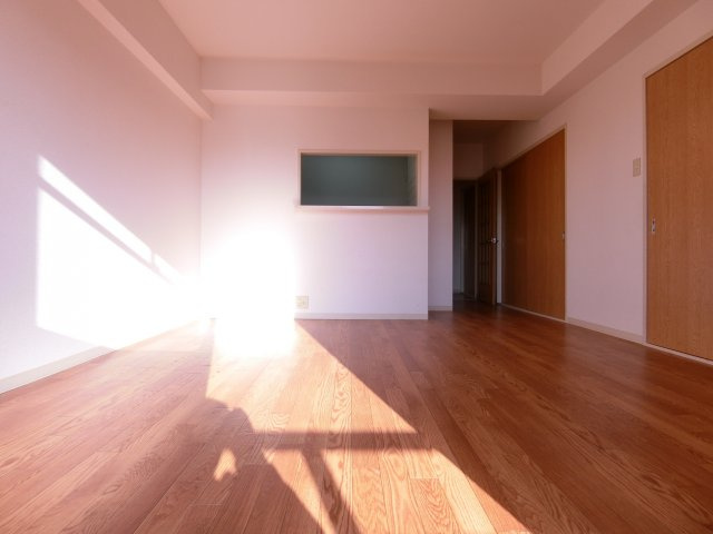 ブエナビスタ和泉中央の居間・リビング|同物件別部屋イメージ写真