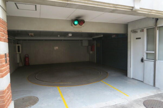 【駐車場】 | グロブナーハウス