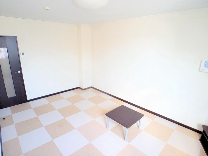 コスモスの居間・リビング