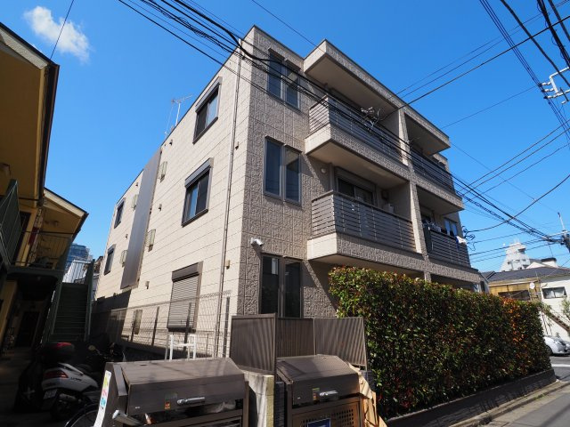 【外観】 | ル・グラン富久町 | 閑静な住宅街に立地の端正な外観をしたヘーベルメゾン