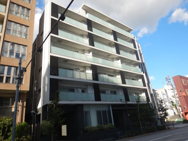 ライフピア新宿中落合の外観