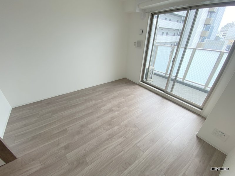 アルティザ江坂　仲介手数料無料の寝室