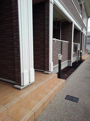 【エントランス】 | サンリット【名古屋市賃貸・浴室乾燥機】