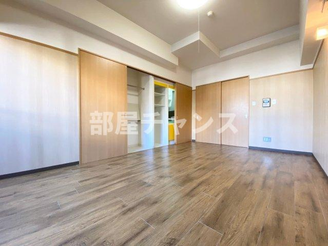 グランエターナ名古屋鶴舞の寝室