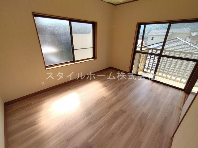 【居間・リビング】 | 嵩山町戸建