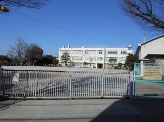 調布市立北ノ台小学校まで750ｍ