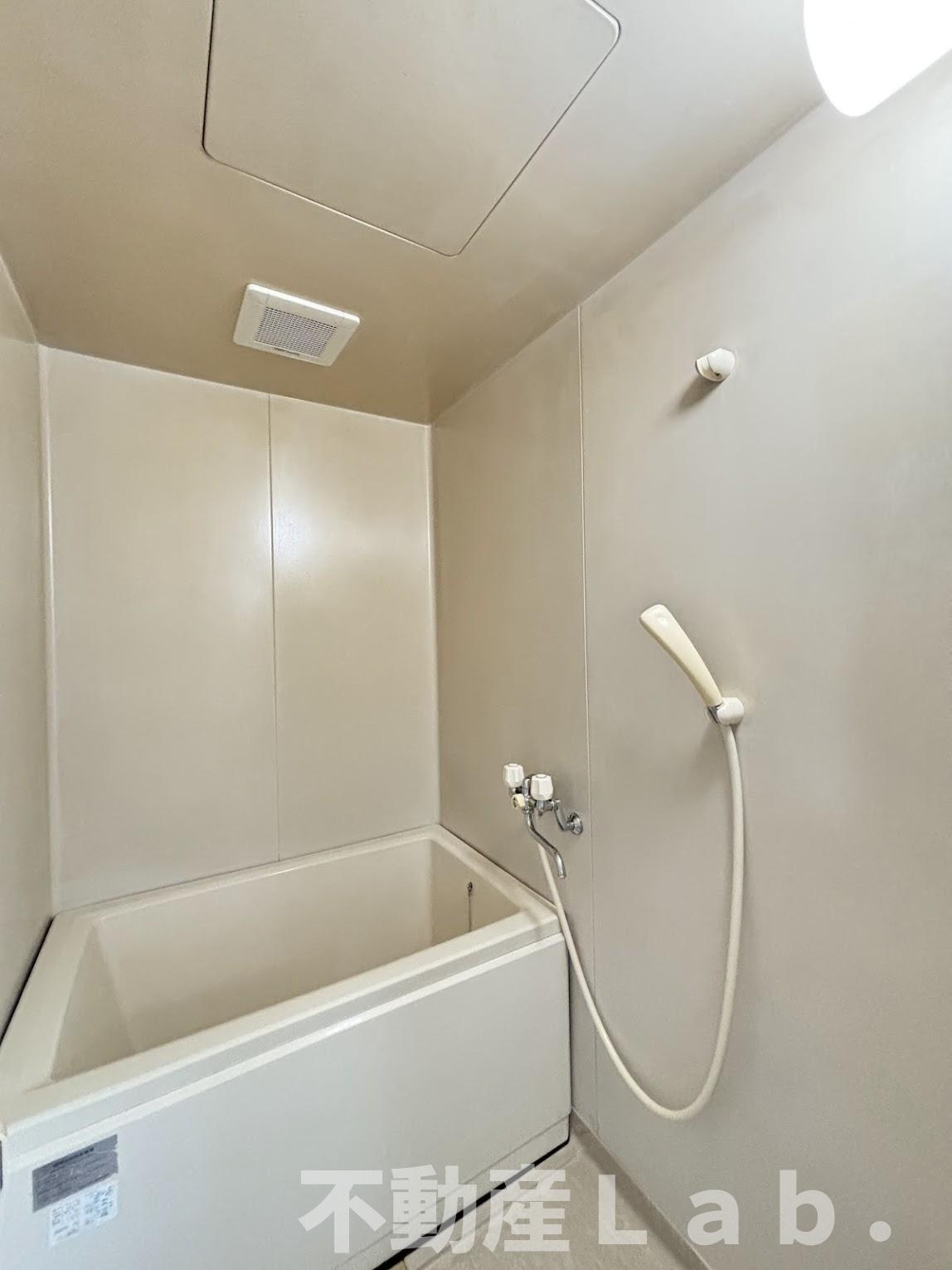 ハピネスハイツの浴室