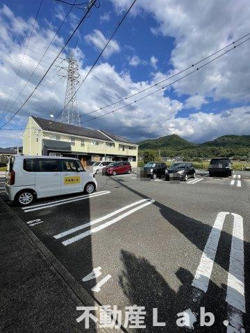 ブローテ　Ⅰの駐車場