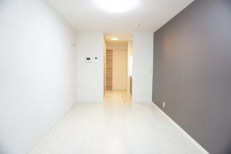 【洋室】 | Ｄ－ｒｏｏｍ船町 | ゆったりした洋室です