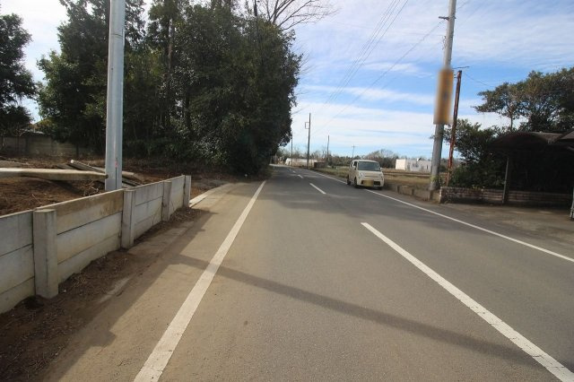 野木町野木の前面道路含む現地写真|西側道路（2024年2月撮影）