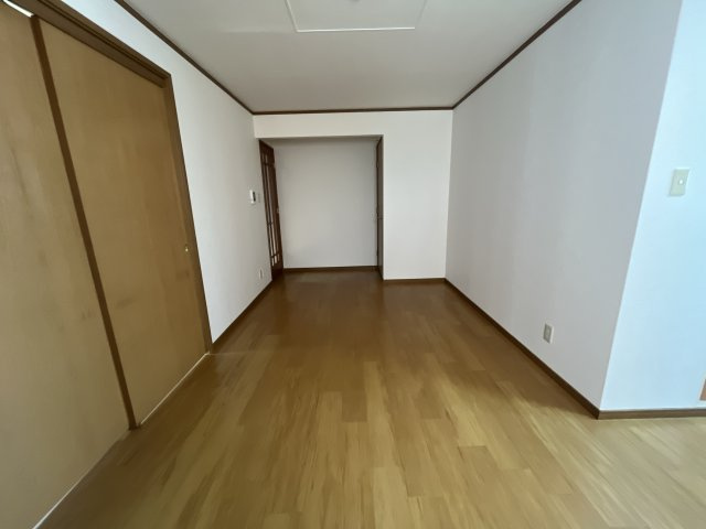アムラインＢの居間・リビング
