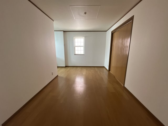 アムラインＢの居間・リビング