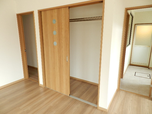 登別市中央町7丁目26-2戸建の収納