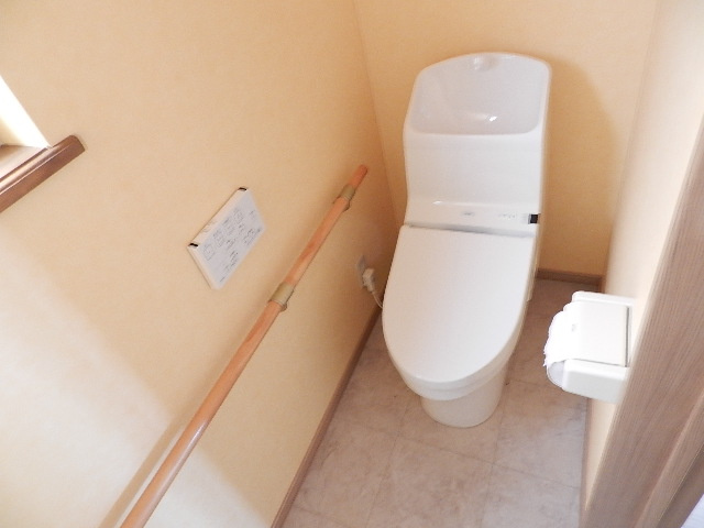 登別市中央町7丁目26-2戸建のトイレ