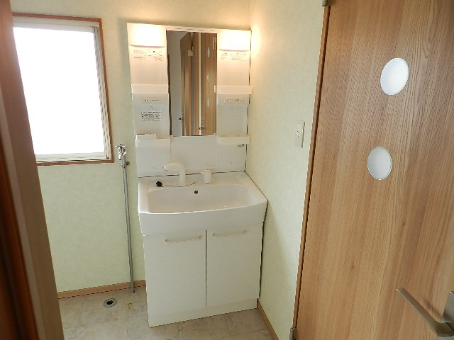 登別市中央町7丁目26-2戸建の洗面所