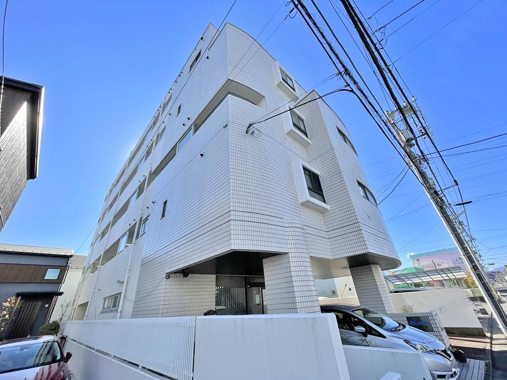 平塚市豊原町の一棟マンションの外観