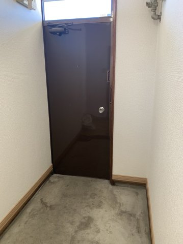 ハイツK・Iの玄関