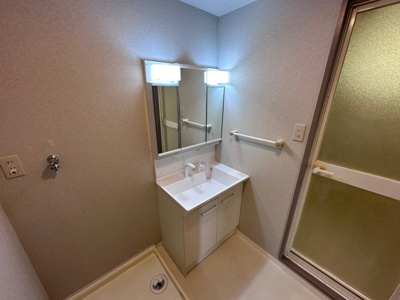 【洗面所】 | グランプラース