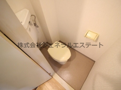 【トイレ】 | コーポ萱島 | シンプルで使いやすいトイレです