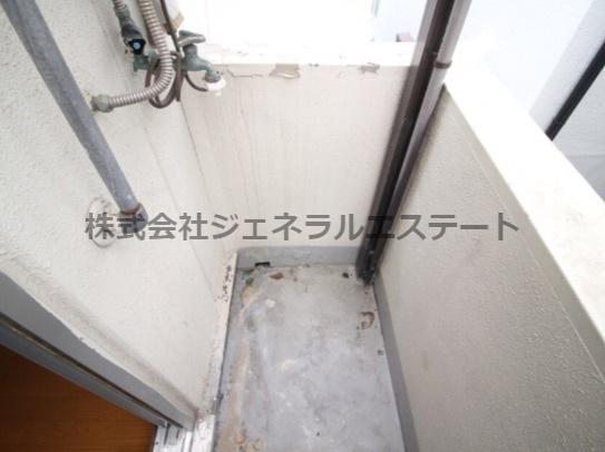 【設備】 | コーポ萱島 | 洗濯機置場