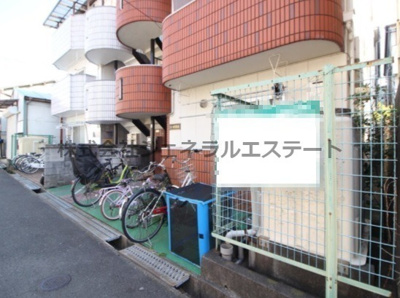 【外観】 | コーポ萱島 | 外観は落ち着いています