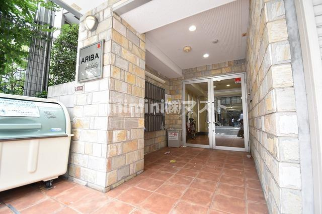 アリバあみだ池のエントランス