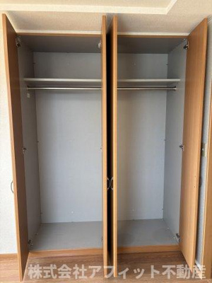 【その他】 | ランドマーク曙 壱番館 | 洋室6.3帖の収納