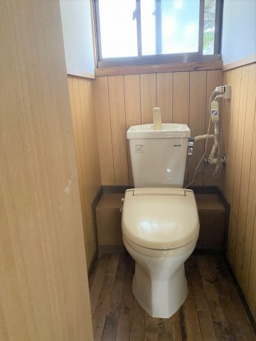 遠野市東上組町のアパートのトイレ