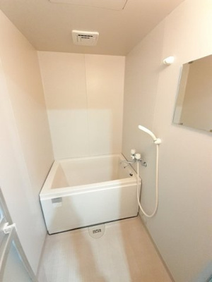 【浴室】 | ドリームハイツ高田 | 【ドリームハイツ高田】日々の暮らしに欠かせないお風呂です