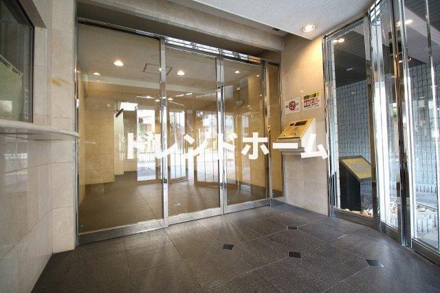 ジュネーゼ梅田北プラウディアのエントランス|選べる家電プランあり！！