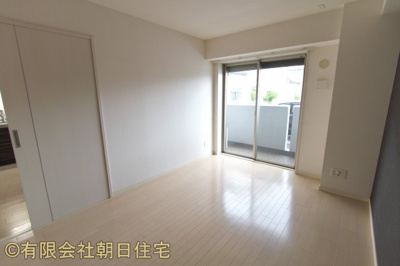 【洋室】 | チェリーツリータウン