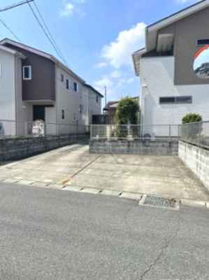 【駐車場】 | 新山貸家
