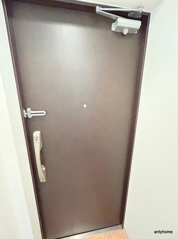 CASA MT 東三国　仲介手数料無料の玄関