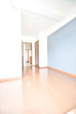 大阪市城東区関目１丁目の賃貸マンションの居間・リビング